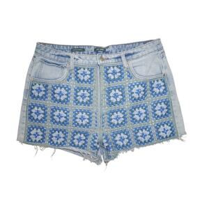 Womens High Rise Jeans Shorts Blue Raw Hem Wild Fable Denim Crochet Cut-Off